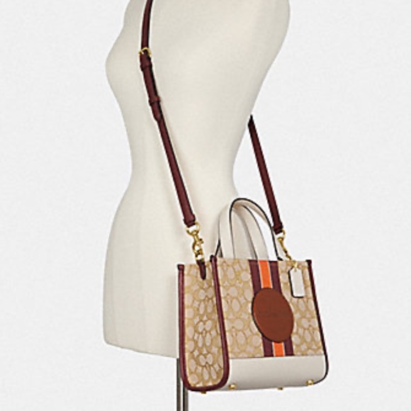 SOLD !!! - COACH DEMPSEY TOTE 22 In Jacquard W/ Stripe and Coach Patch - NWT! - Picture 7 of 7